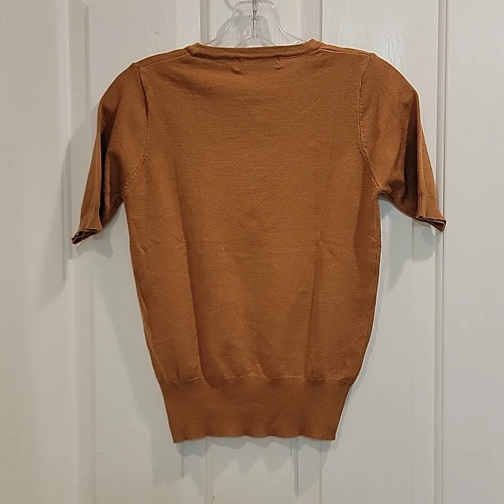 YeMak Sweater - Picture 4 of 6